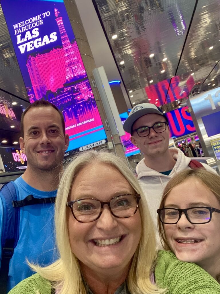 Epic Family Road Trip Selfie in Las Vegas